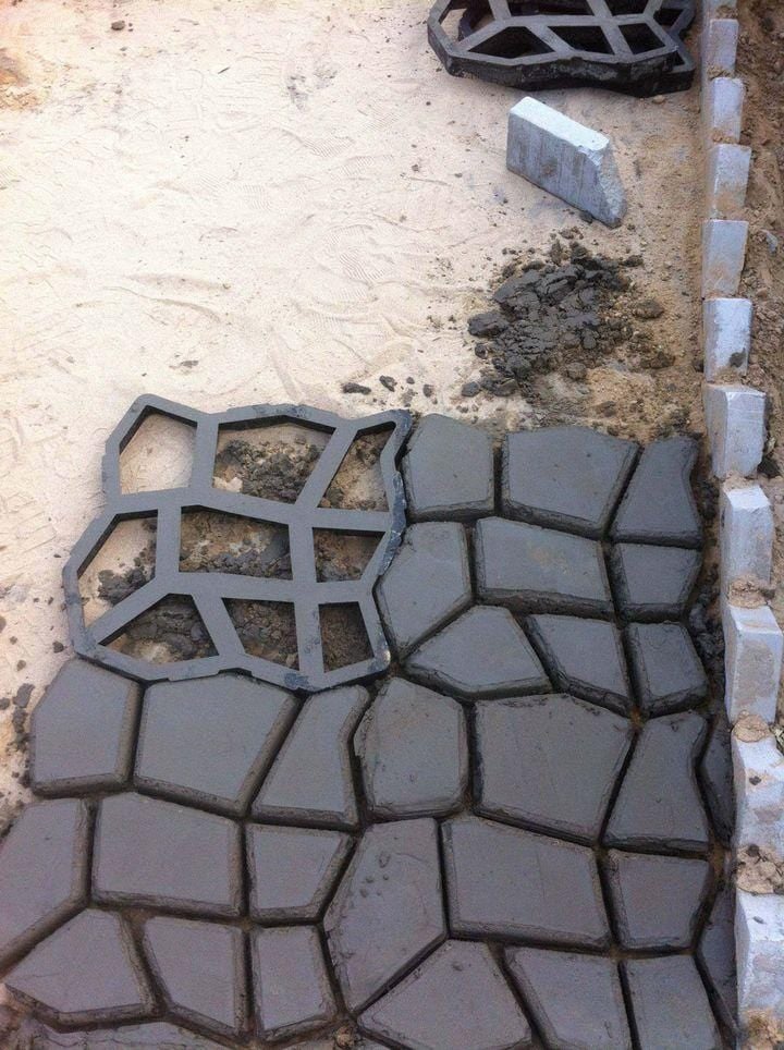 alwaysdwellTM - 🎁 DIY Patio Paving Mold