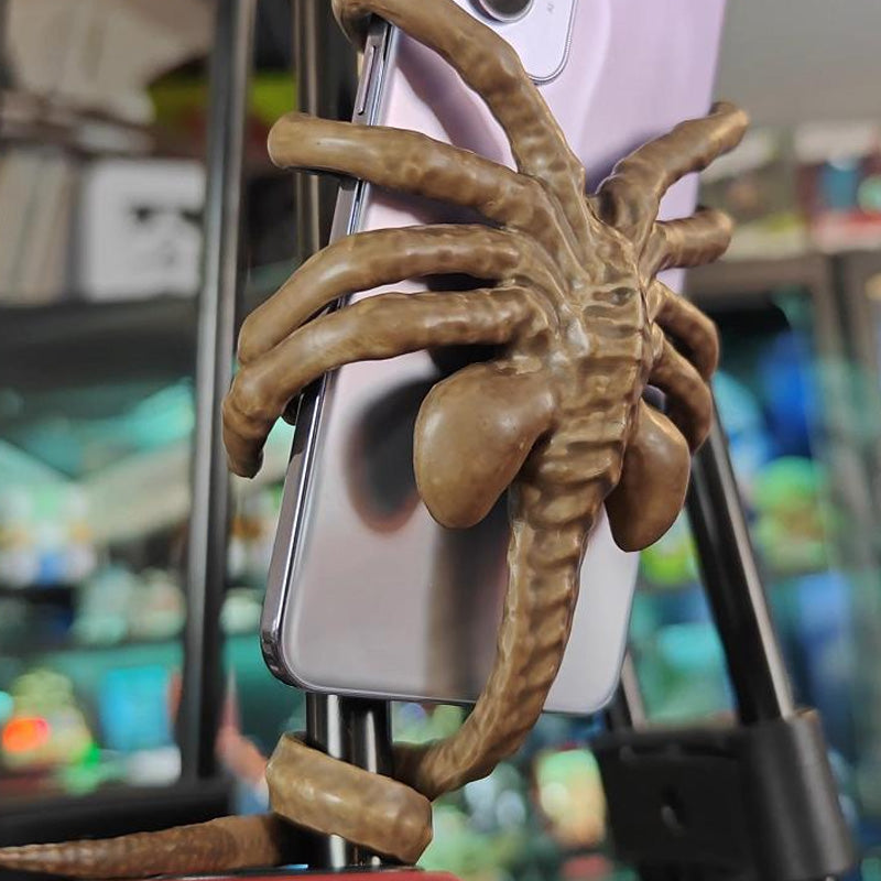 alwaysdwellTM - Horrible Facehugger Phone Holder