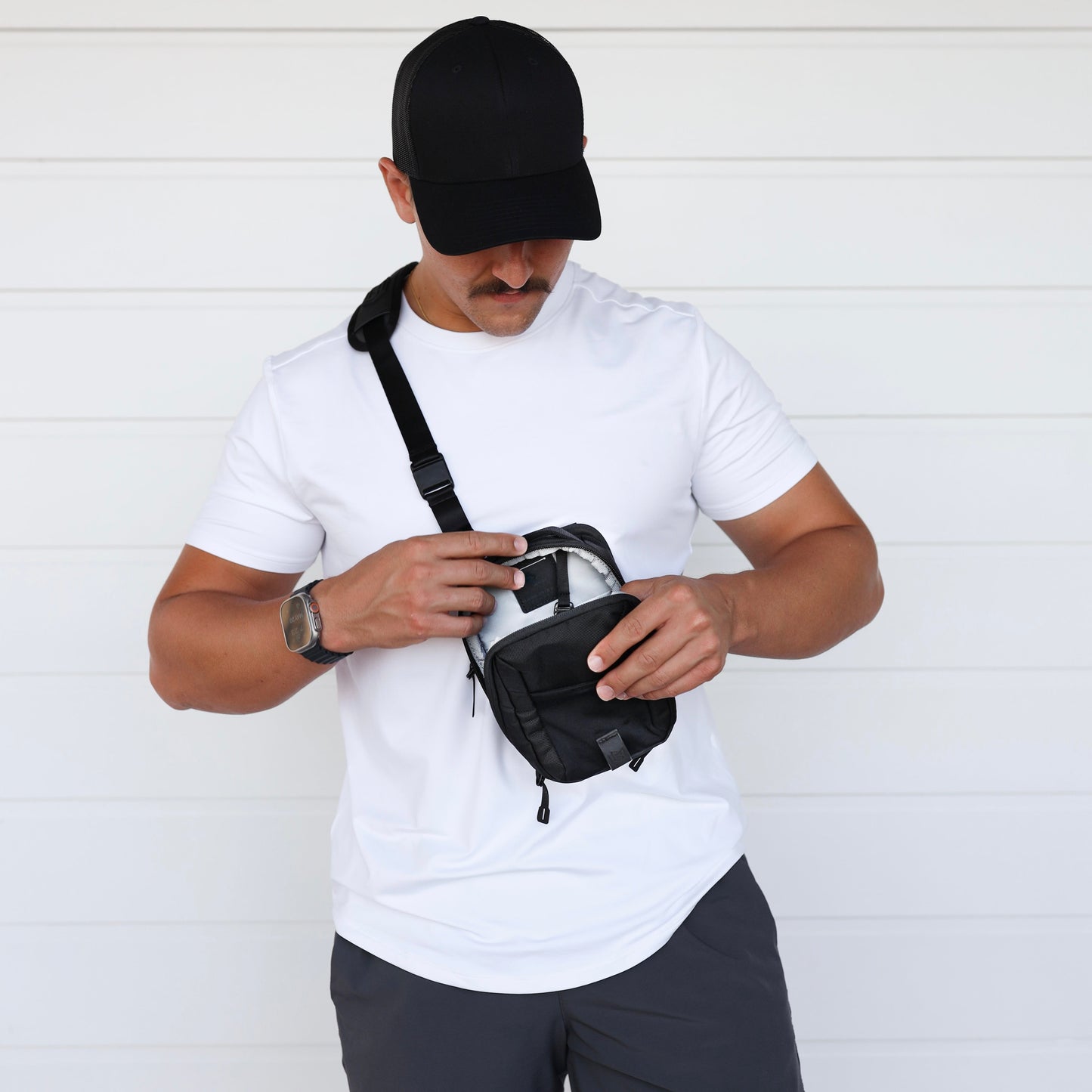 alwaysdwellTM - Magnetic Gym Bag for Gym, Travel, Work, and Sports | Keep Your Items Off the Dirty Gym Floor with Magnetic Attachment