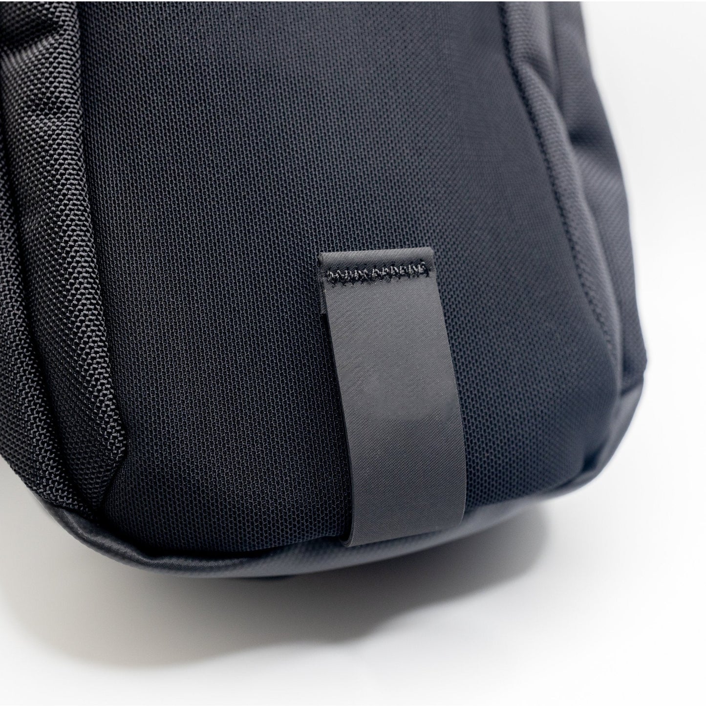 alwaysdwellTM - Magnetic Gym Bag for Gym, Travel, Work, and Sports | Keep Your Items Off the Dirty Gym Floor with Magnetic Attachment