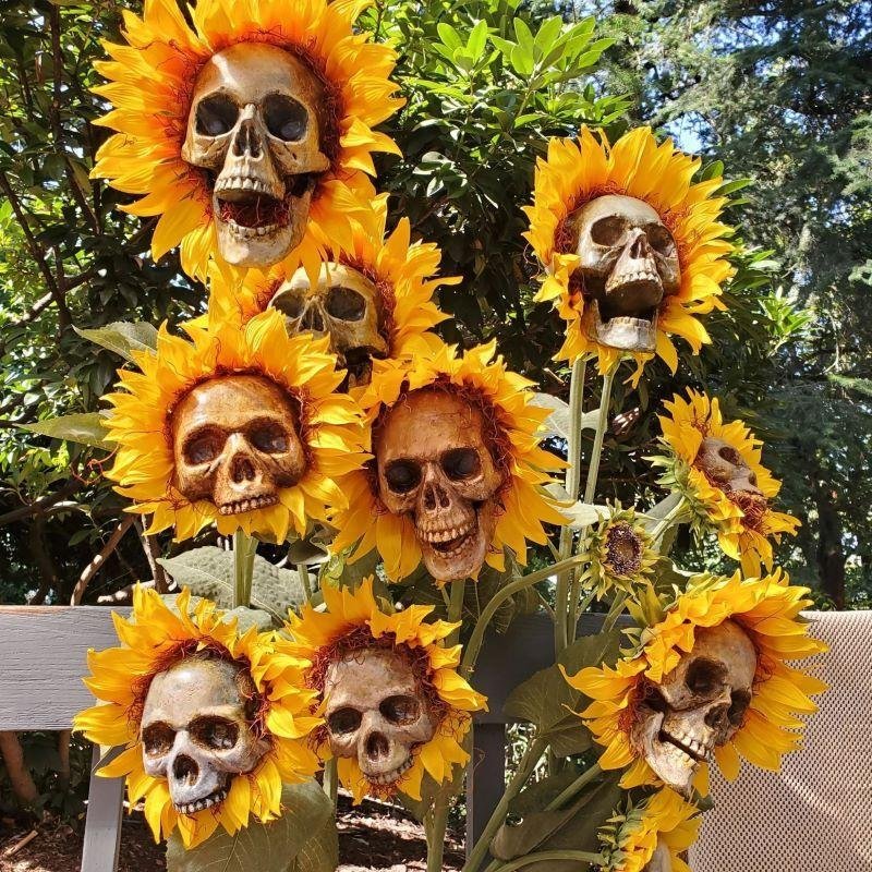alwaysdwellTM - HALLOWEEN DECOR SKULL SUNFLOWERS🌻BUY 3 FREE SHIPPING