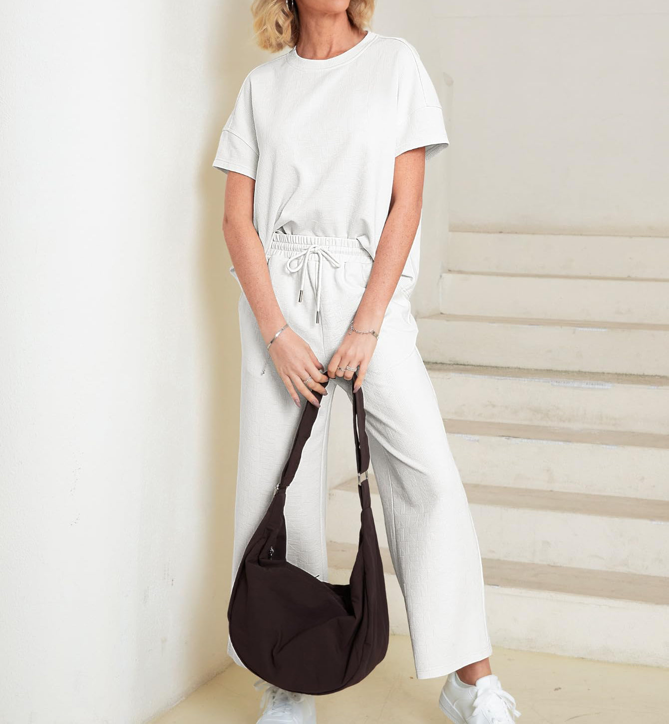 Casual short-sleeved loose top and wide-leg pants suit