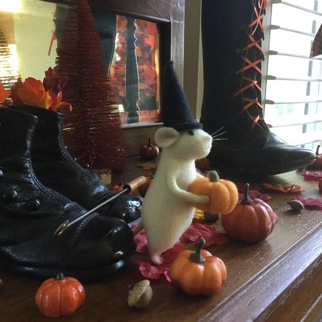 (Handmade, Great present) Halloween Mouse With A Pumpkin