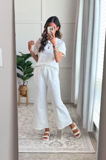 Casual short-sleeved loose top and wide-leg pants suit