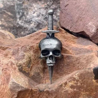 💀Retro Gothic Skull Brooch🔥