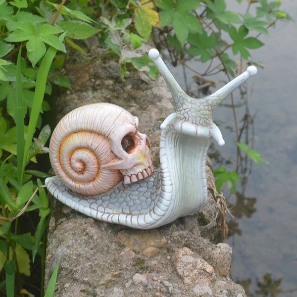 🎃 Handmade Halloween Snail