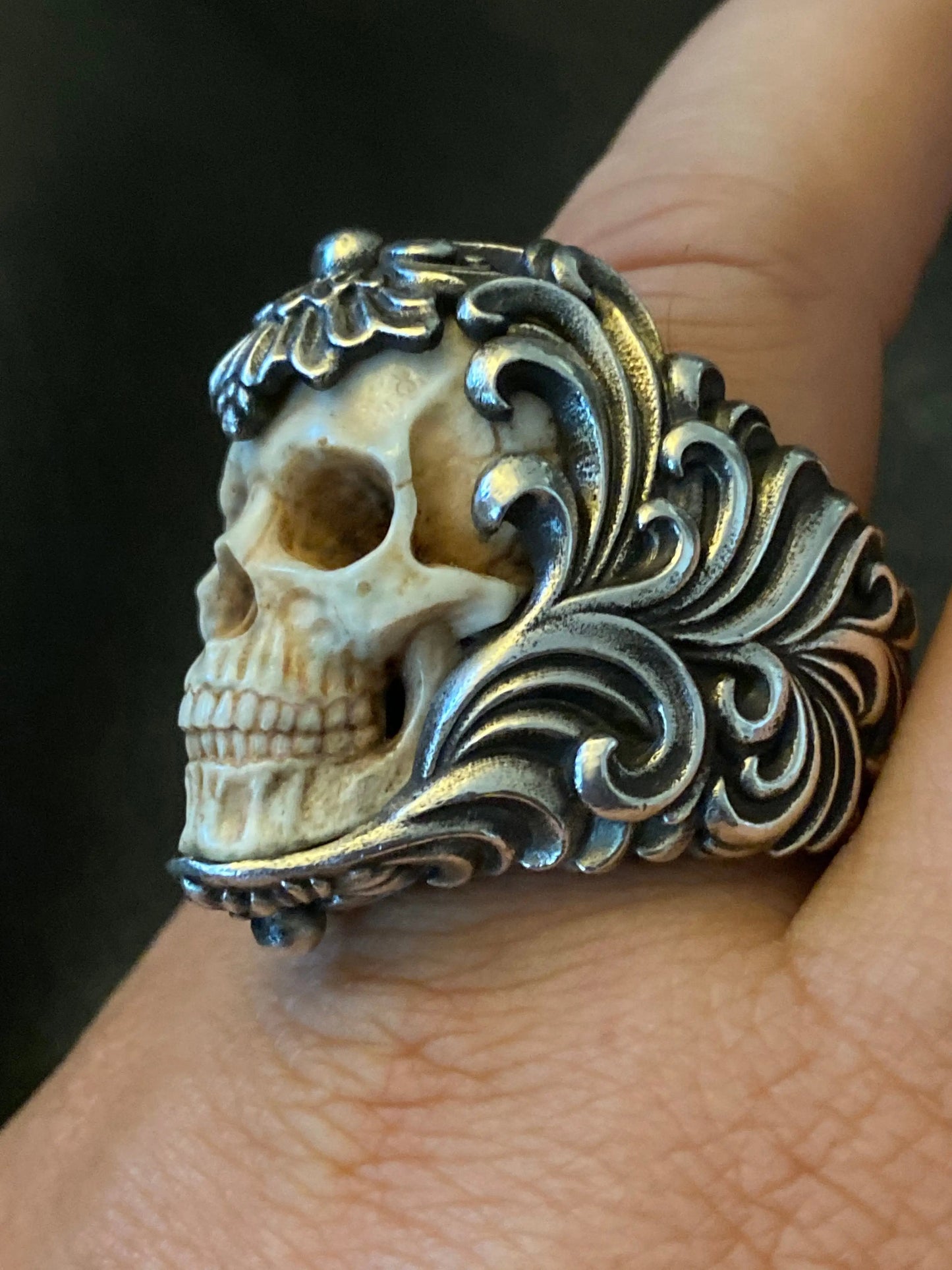 ⏰Hot Sale 49% OFF -Vintage Polish Floral Armor Antler Skull Ring