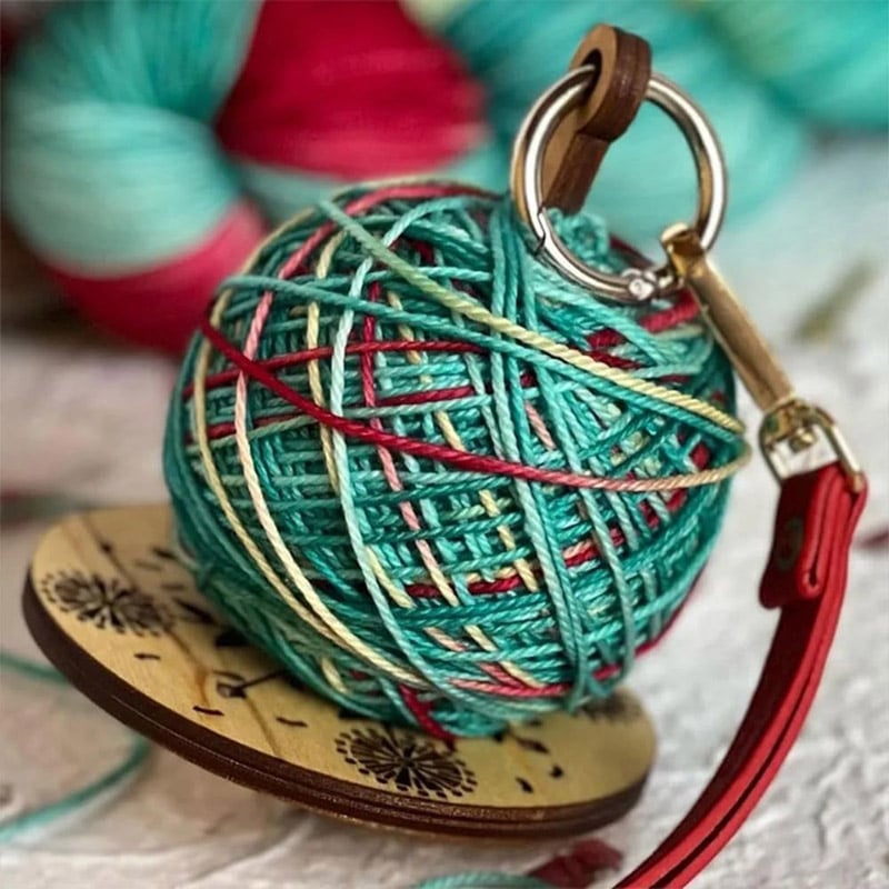 alwaysdwell™Portable Wrist MINI Yarn Holder