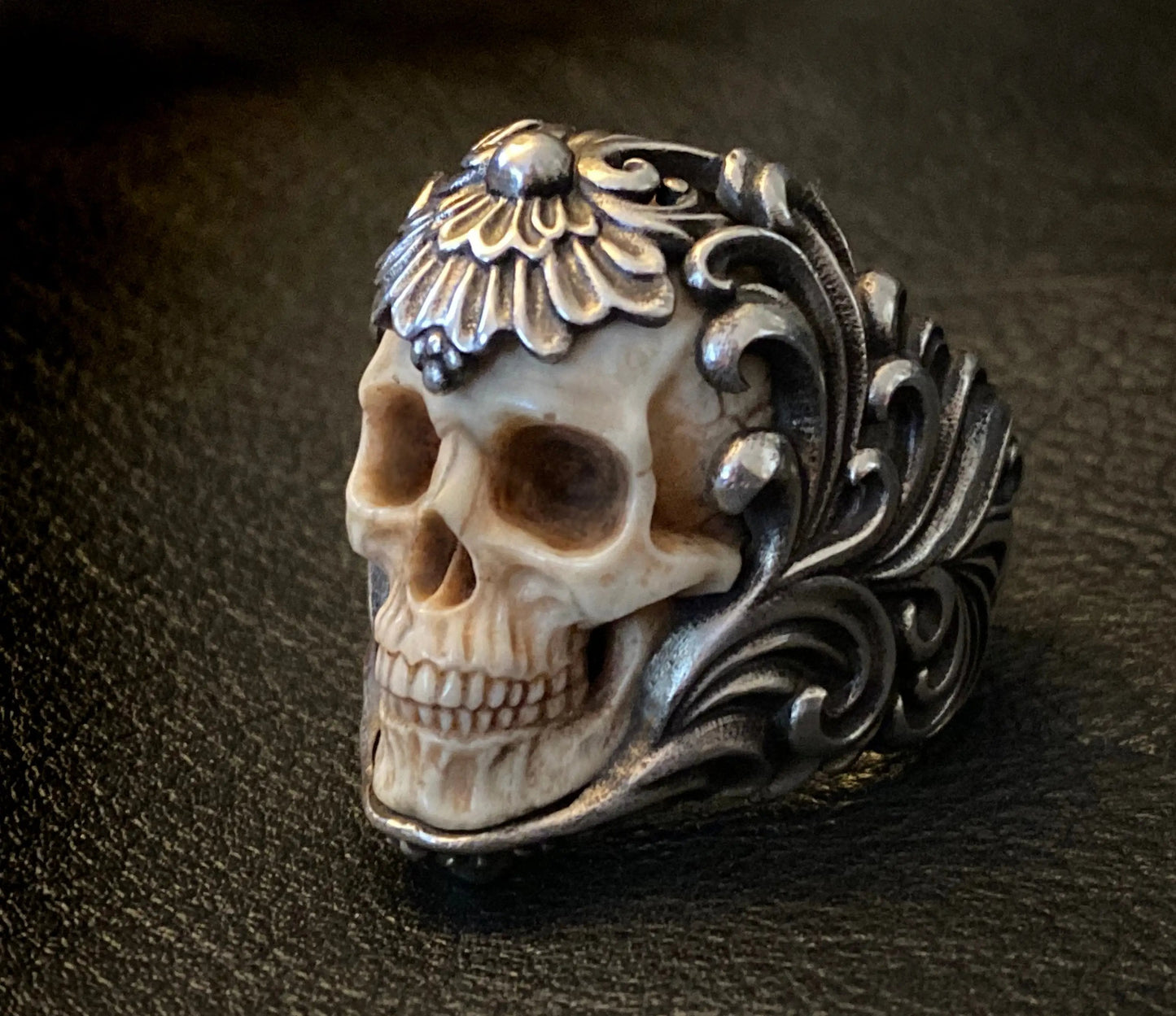 ⏰Hot Sale 49% OFF -Vintage Polish Floral Armor Antler Skull Ring