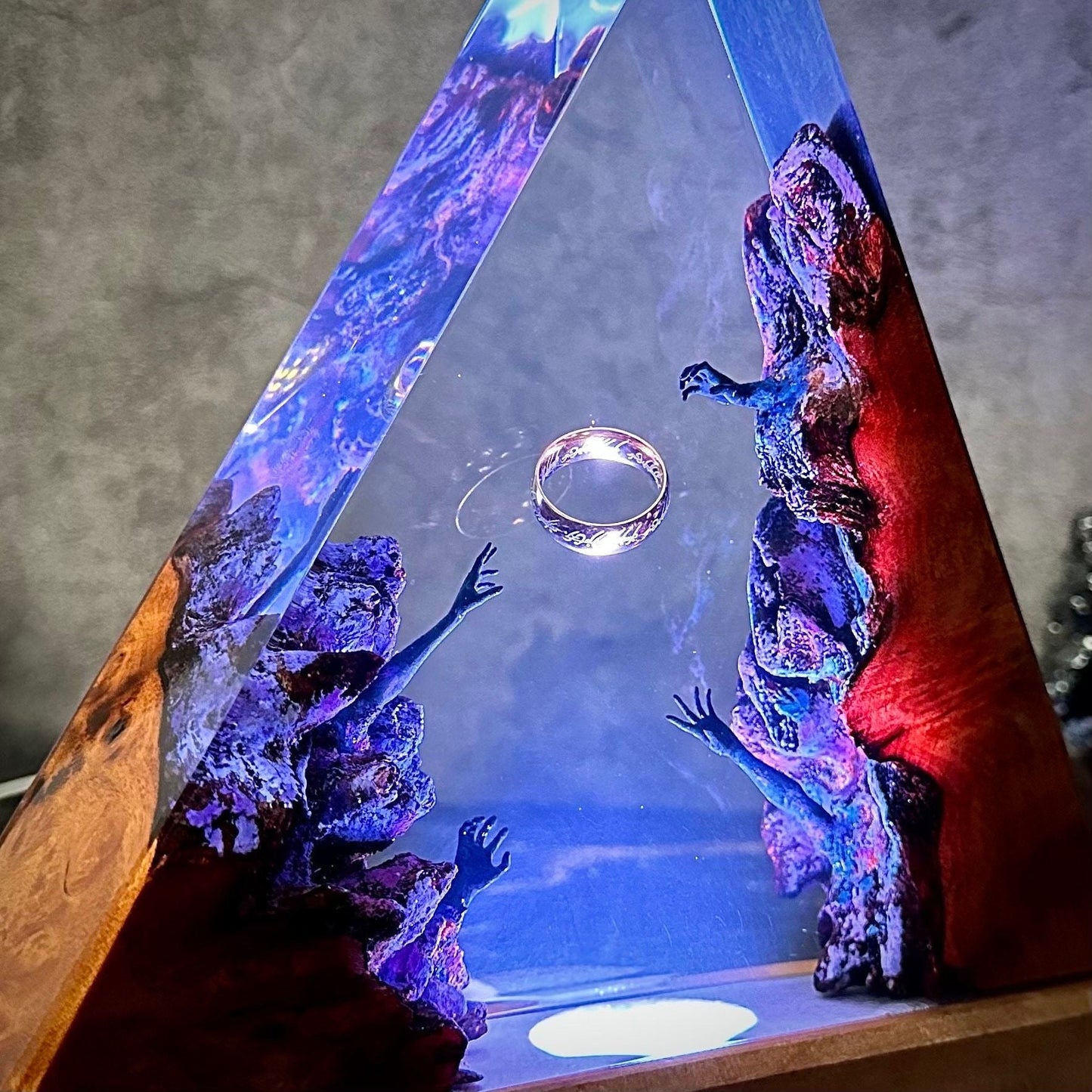 Magic Ring Ocean Resin Night Light